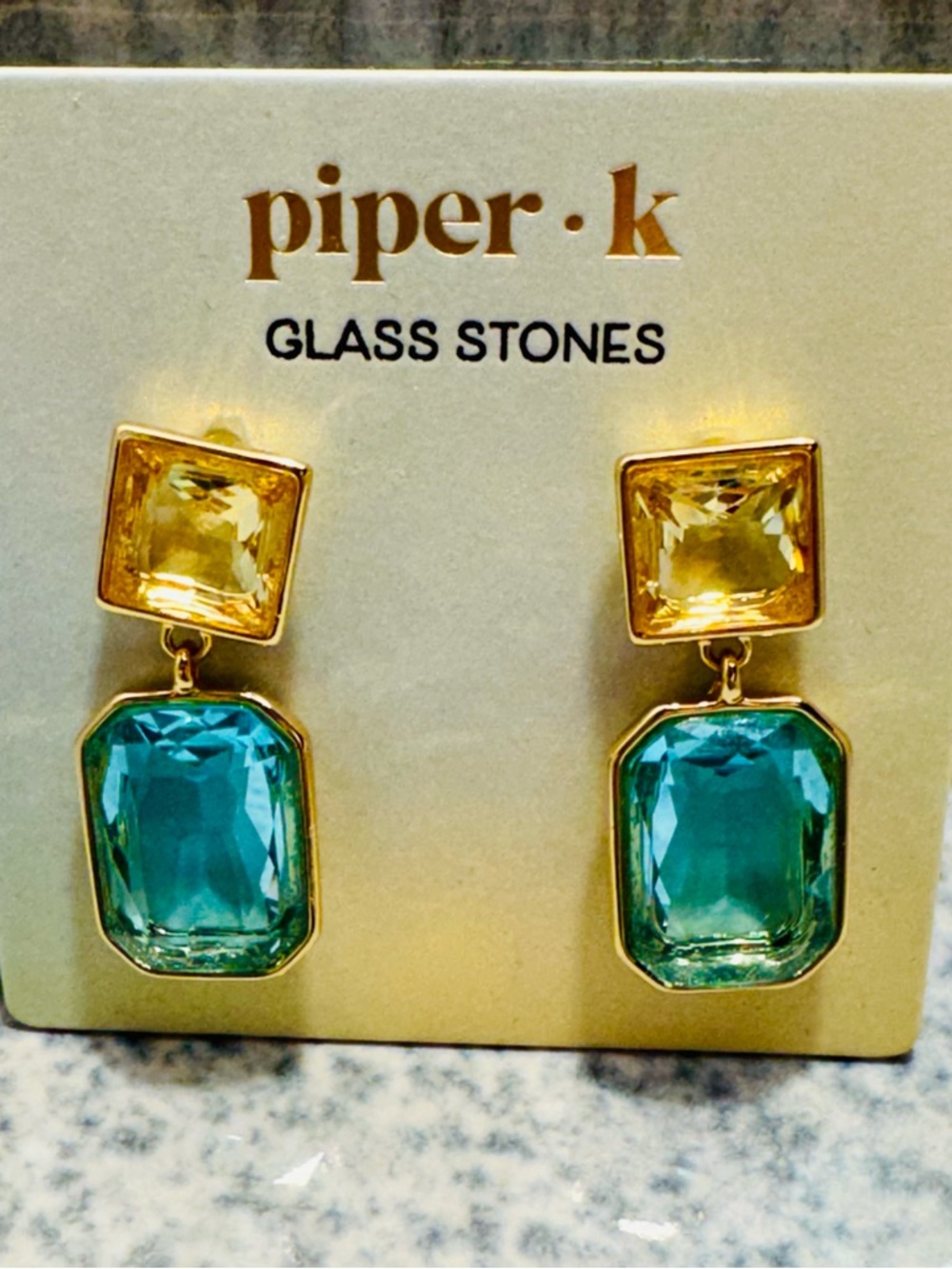 NWT Piper.K Gold-Tone Aqua and Pale Yellow Glass Drop Earrings